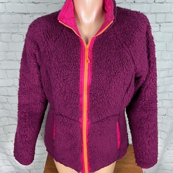 Mountain Hardwear Quilted Puffy/fleece reversible Jacket size small EUC - Picture 10 of 15